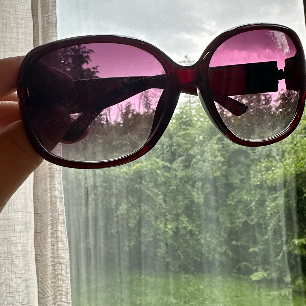 Oscar De La Renta Ladies Oversized Sunglasses